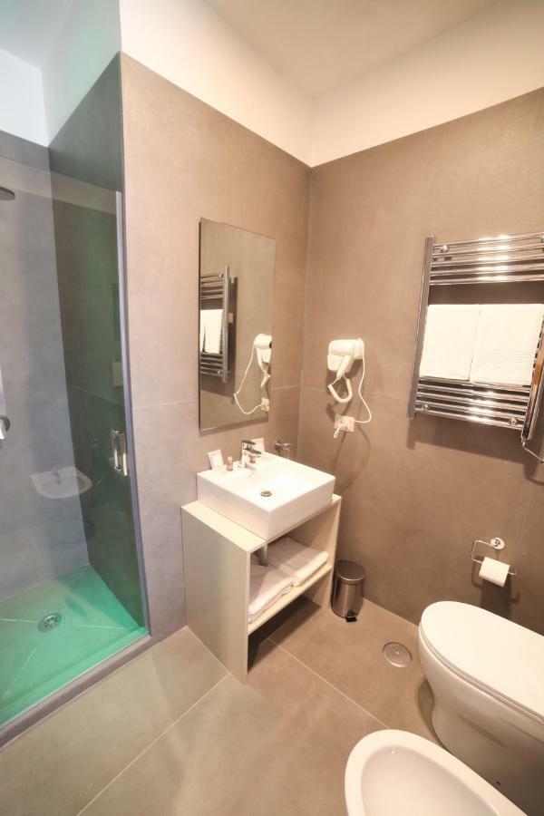 Toledo Relais Exclusive - By Pera Collection
